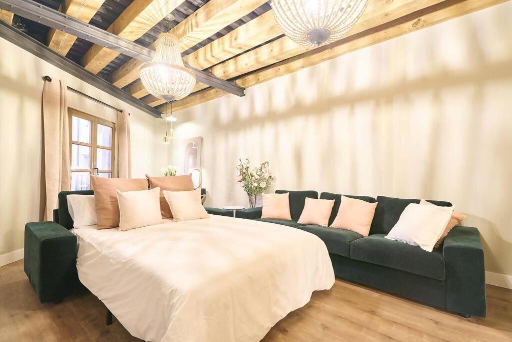El Capricho Balcon En La Plaza Mayor Collection Luxury Salamanca