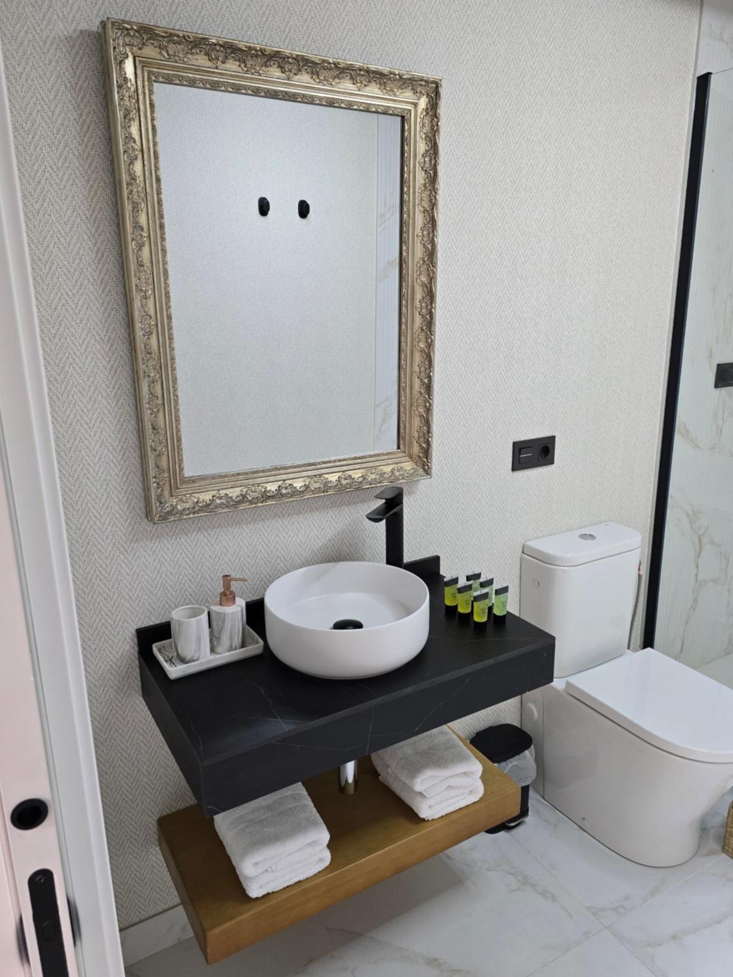 Apartment El Capricho Balcon En La Plaza Mayor Collection Luxury